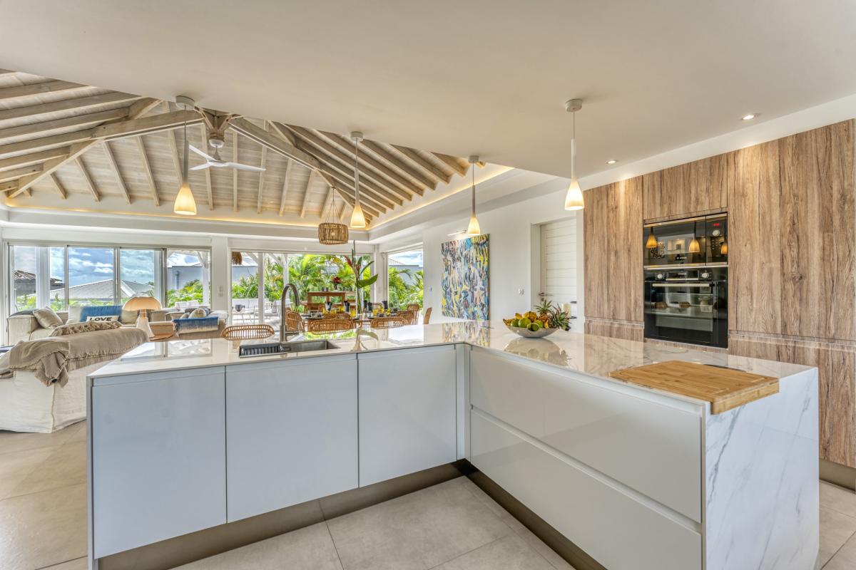 20. Location villa piscine Saint François Guadeloupe_Cuisine